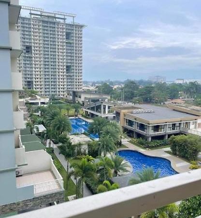 Verdon Parc Condo ダバオ　シティ エクステリア 写真