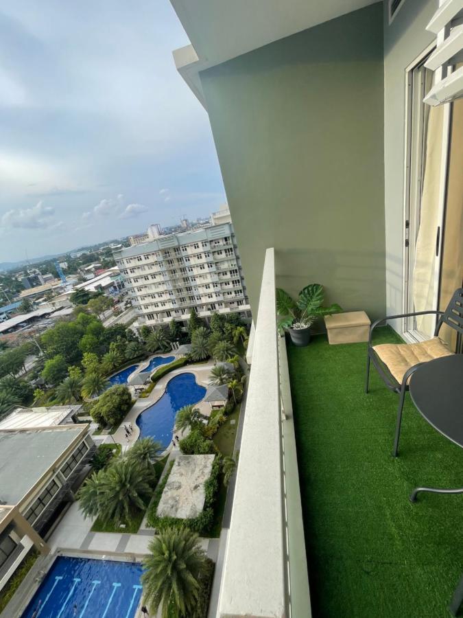 Verdon Parc Condo ダバオ　シティ エクステリア 写真